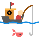 Ловит рыбу