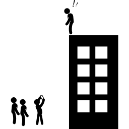 homem suicida em pé no topo de um prédio e um grupo de pessoas na rua observando enquanto uma delas tira uma foto para compartilhar Ícone