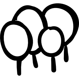 waldumrisshand gezeichnet von der kreisförmigen baumgruppe icon