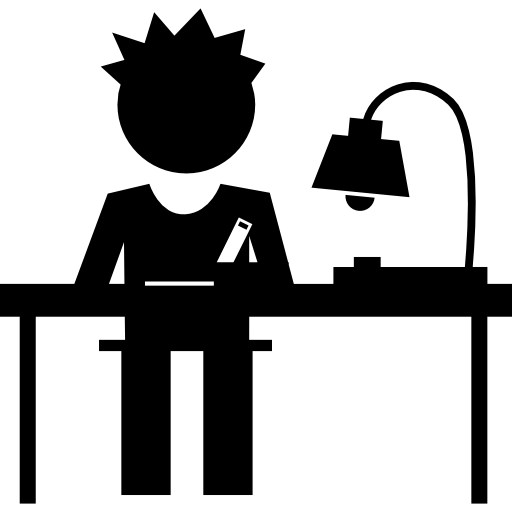 student pisze na swoim biurku  ikona